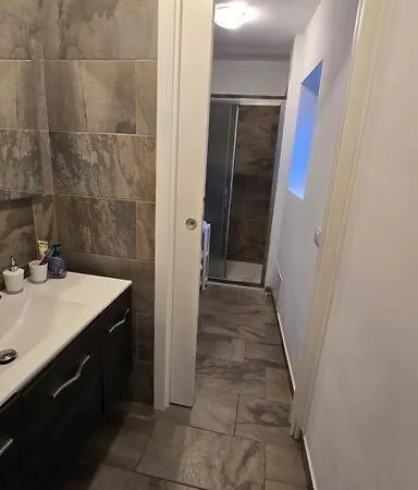 Apartman Charlotte Emozioni Vista Lago, Centro E Giri In Battello