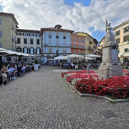 Apartman Charlotte Emozioni Vista Lago, Centro E Giri In Battello Verbania