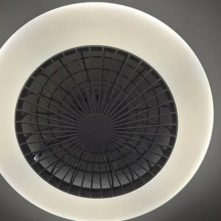 Apartment Charlotte Emozioni Vista Lago, Centro E Giri In Battello Verbania