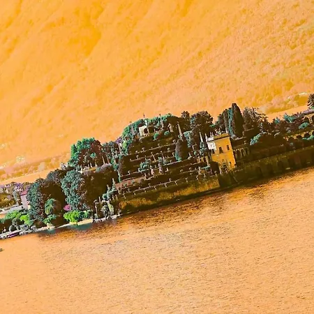 Charlotte Emozioni Vista Lago, Centro E Giri In Battello * ヴェルバーニア