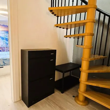 Charlotte Emozioni Vista Lago, Centro E Giri In Battello Apartment