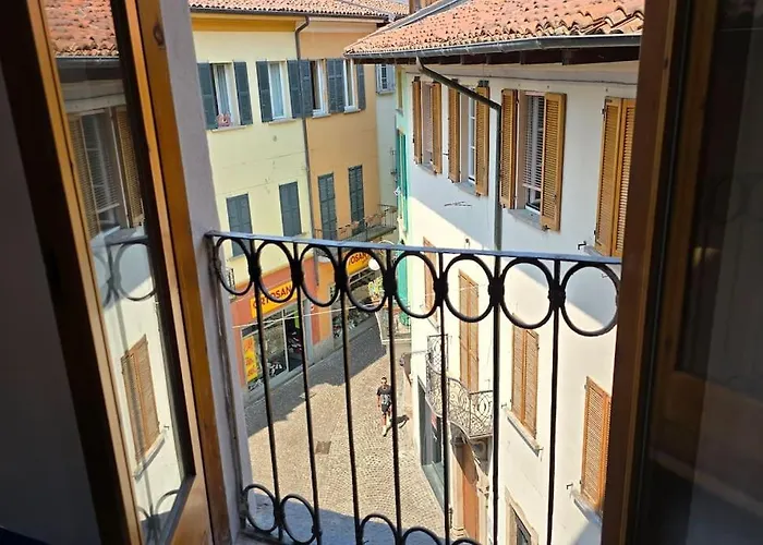 Διαμέρισμα Charlotte Emozioni Vista Lago, Centro E Giri In Battello *