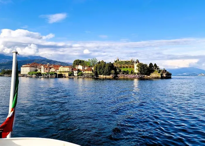Charlotte Emozioni Vista Lago, Centro E Giri In Battello Διαμέρισμα Βερμπάνια