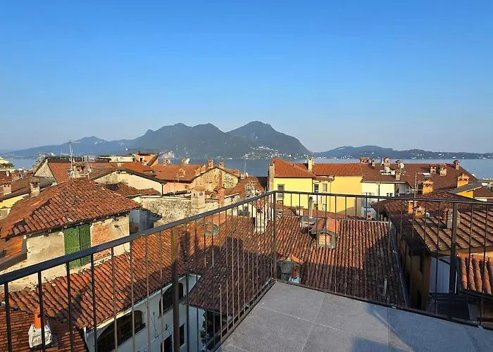 Διαμέρισμα Charlotte Emozioni Vista Lago, Centro E Giri In Battello