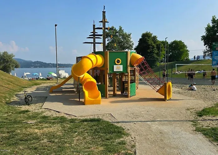 Charlotte Emozioni Vista Lago, Centro E Giri In Battello * Βερμπάνια